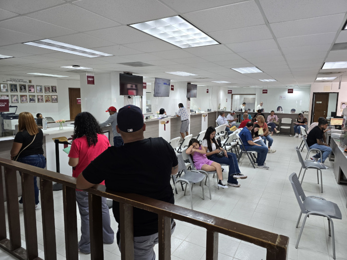 Garantiza Oficina Fiscal del Estado atención en período vacacional decembrino