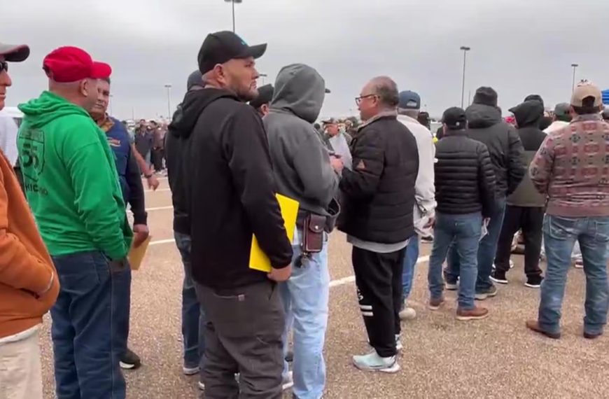 Caravana de Paisanos regresa para viaje de las vacaciones de diciembre a México