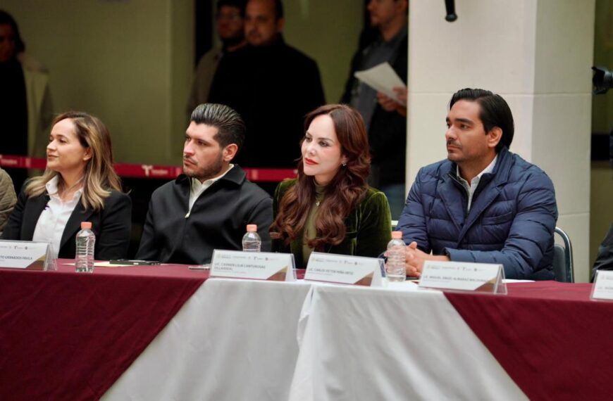 Carmen Lilia Canturosas Villarreal rinde protesta como integrante del Consejo de Paz y Justicia Cívica de Tamaulipas.