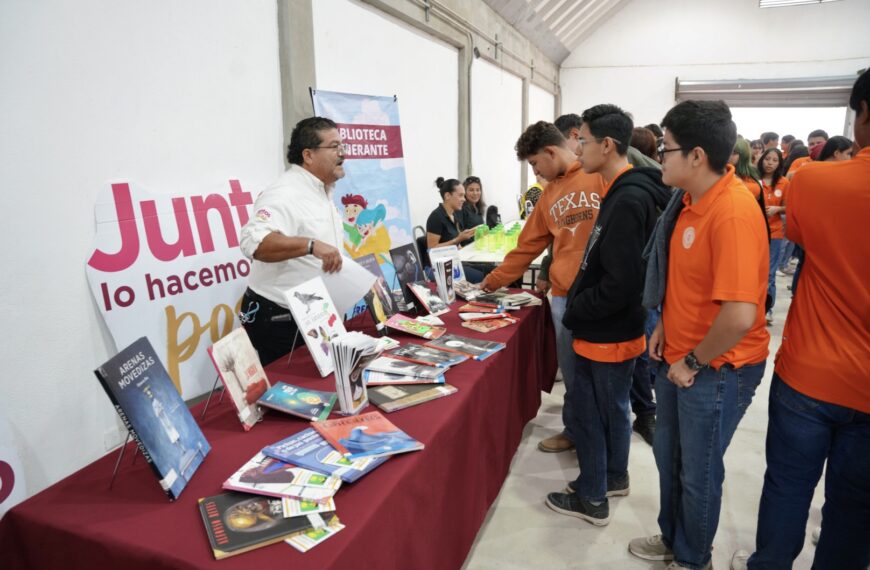 Impulsa gobierno municipal educación y desarrollo integral de las juventudes neolaredenses
