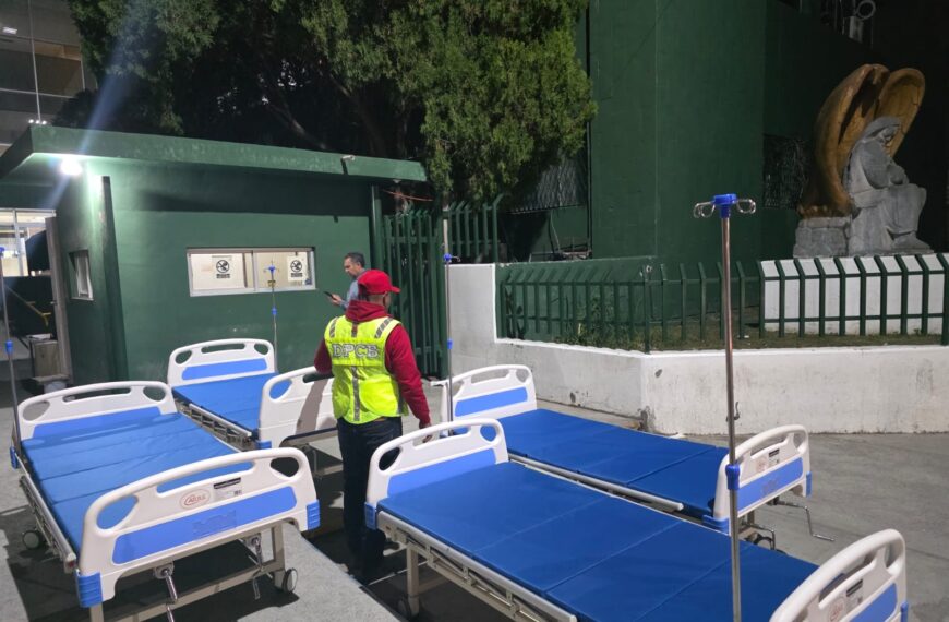 Alcaldesa Carmen Lilia Canturosas apoya al IMSS con camas y sillas de ruedas ante demanda hospitalaria