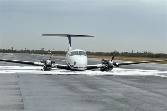Avión de la FGR aterriza de emergencia en aeropuerto de Reynosa por una falla
