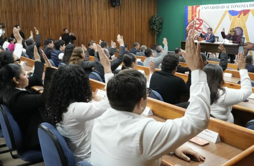 Integran 2 nuevas carreras y 5 posgrados a la oferta educativa de la UAT