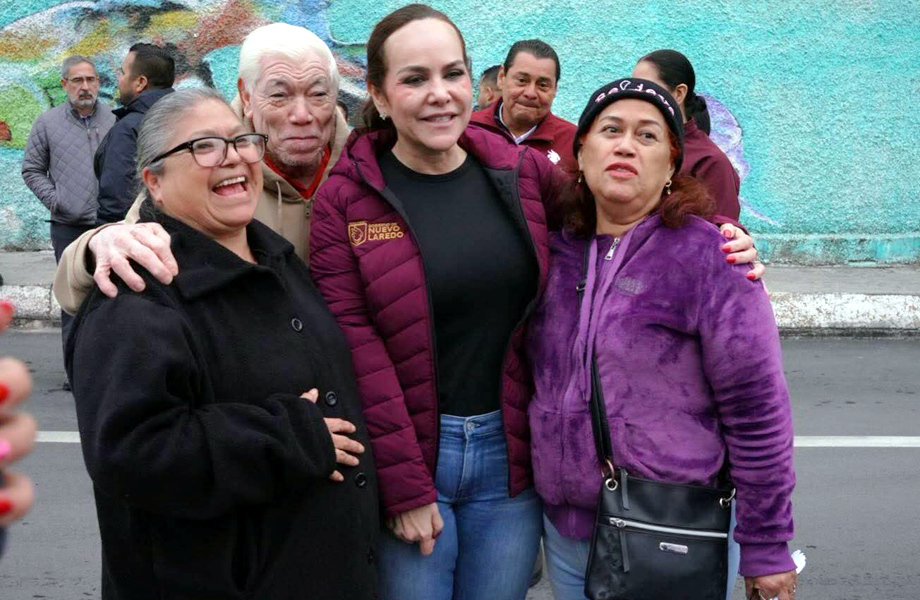 Carmen Lilia Canturosas convive con habitantes tras la inauguracin de obra de recarpeteo en el Centro