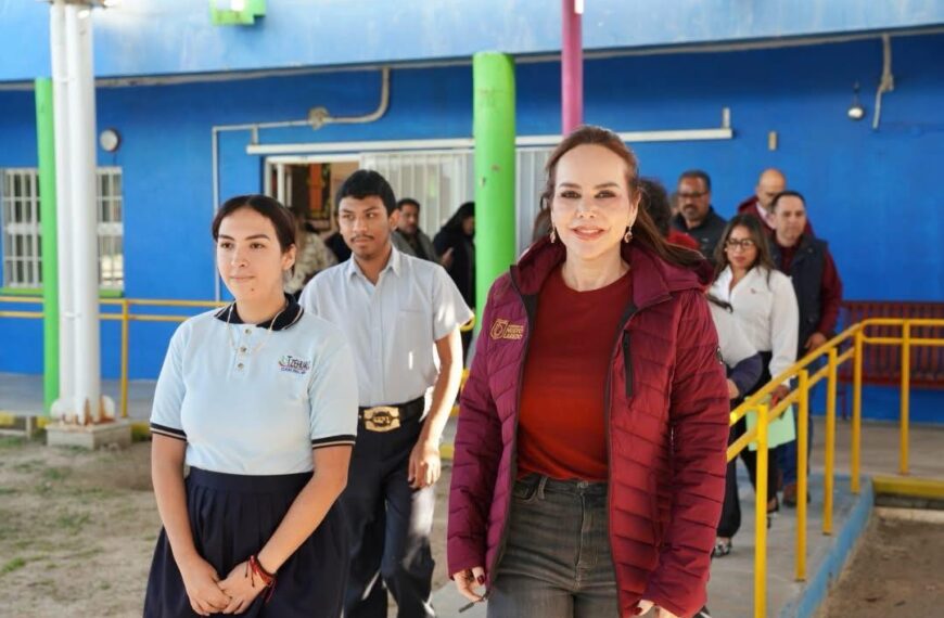 Entrega Carmen Lilia obras de infraestructura social y urbana a familias de colonia Solidaridad