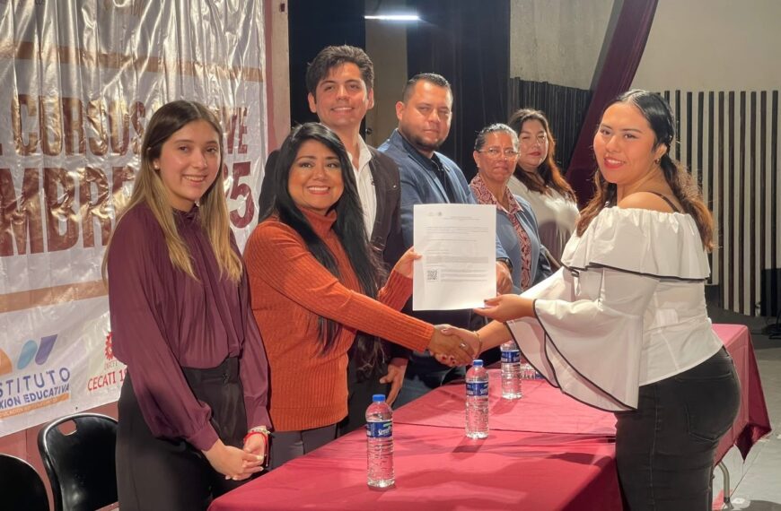 Más de 80 jóvenes se gradúan gracias al programa Alianzas por la Juventud del Imjuve