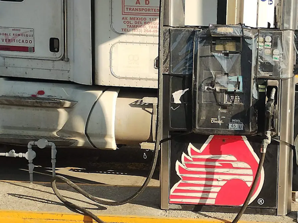 La Profeco clausura cuatro gasolineras que no dan litros completos en Tamaulipas