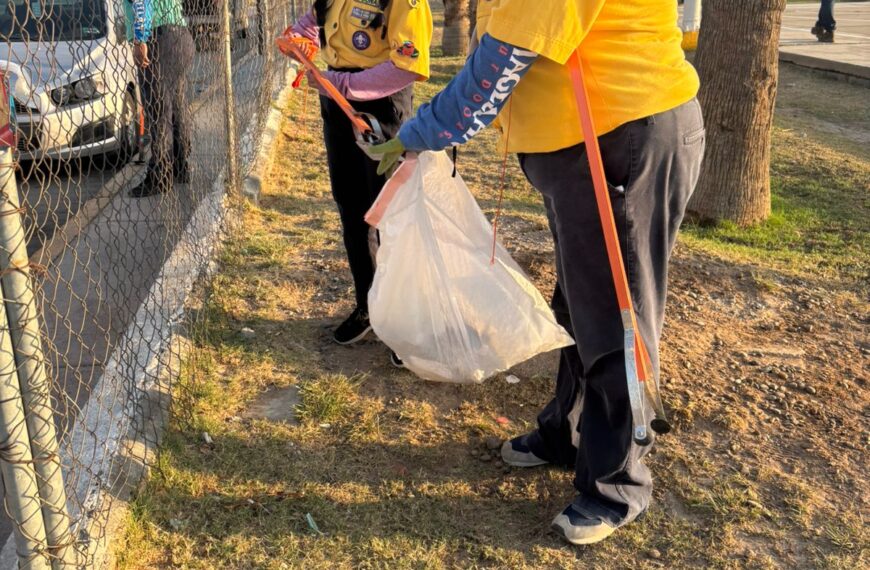Realiza el gobierno municipal limpieza en la colonia La Joya y fortalece cultura ambiental