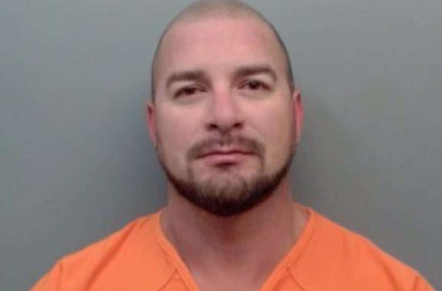 Agente de la Patrulla Fronteriza fuera de servicio enfrenta cargos por conducir bajo los efectos del alcohol y evadir el arresto en Laredo