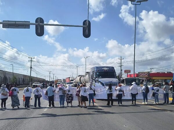 Madres de desaparecidos en Tamaulipas denuncian abandono institucional: bloquean carretera de paso hacia Altamira