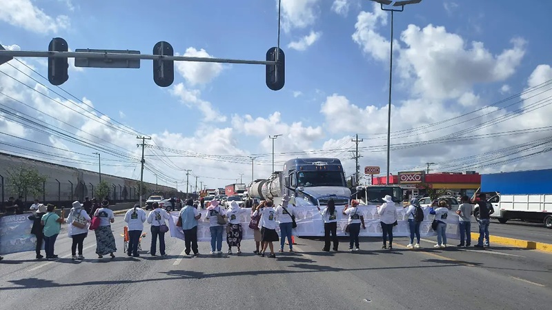 Madres de desaparecidos en Tamaulipas denuncian abandono institucional: bloquean carretera de paso hacia Altamira