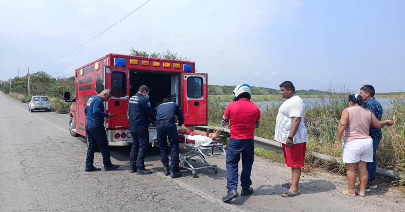 Ataca cocodrilo a pescador en el sur de Tamaulipas; está en riesgo de perder un brazo